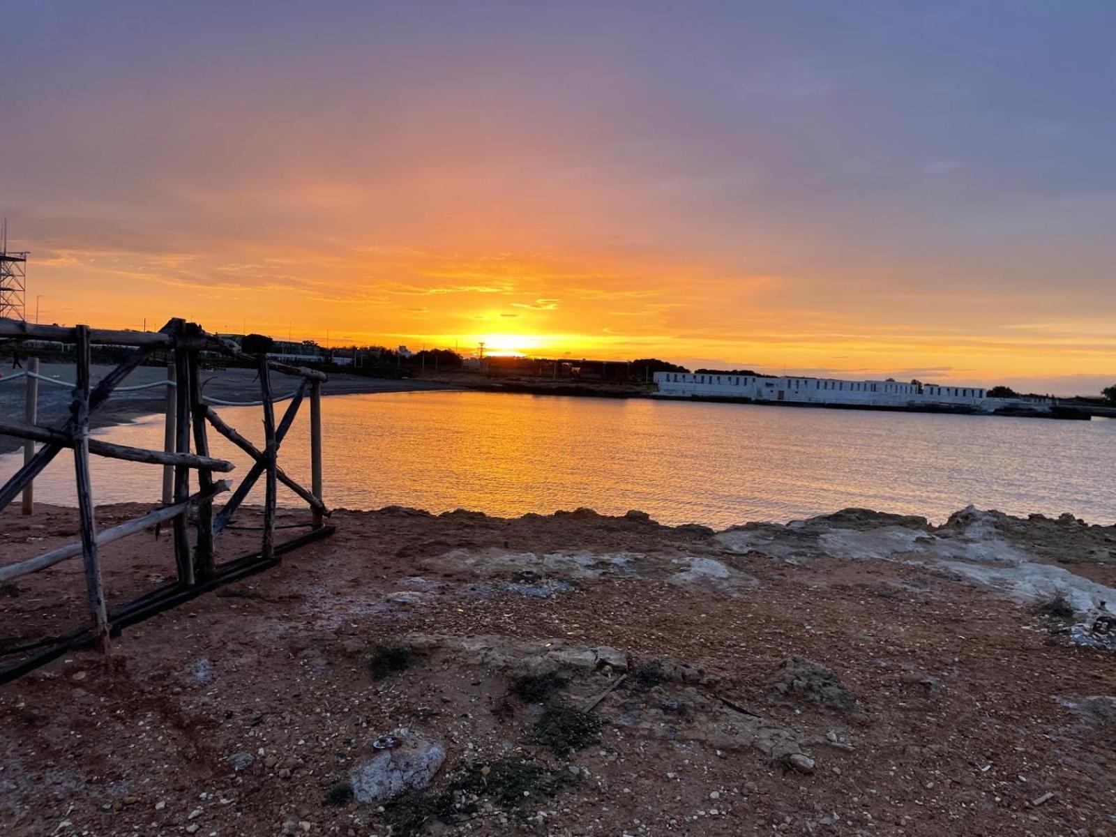 Villa Vera, Accesso Al Mare, Vista Castello, Ac Brindisi Exterior foto